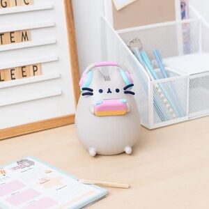 Pusheen Gamer Night Light